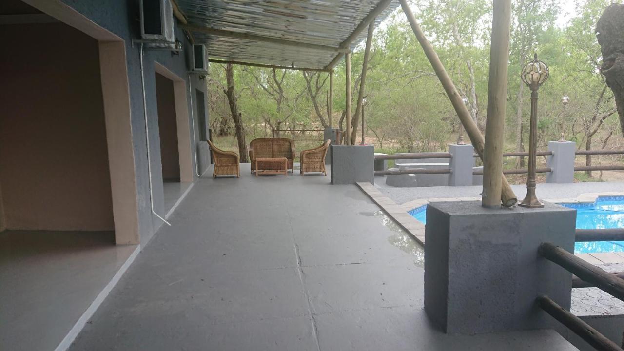 Svh Bush Lodge Marloth Park Esterno foto